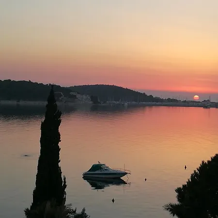 Apartment Apartman Nina Rogoznica (Sibenik-Knin)