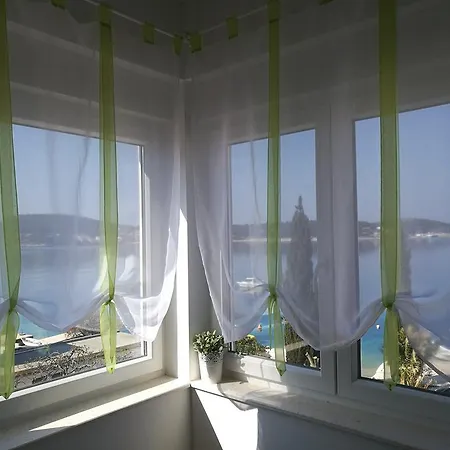 Apartment Apartman Nina